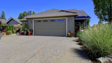 1369 SW Argo Ln, Grants Pass, OR 97527 - photo 4