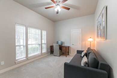 198 Hearthshire Cir, the Woodlands, TX 77354 - photo 6