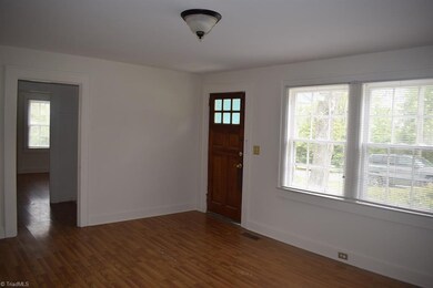 482 Mcdermott St, Asheboro, NC 27205 - photo 4