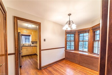 Eating area off the kitchen.