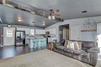 921 S Kings Hwy, Cushing, OK 74023 - photo 4