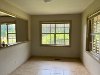 3592 Dews Pond Rd SE, Calhoun, GA 30701 - photo 6