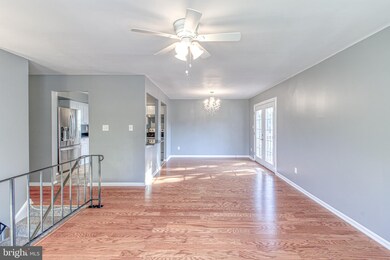 12909 Duckettown Rd, Laurel, MD 20708 - photo 6