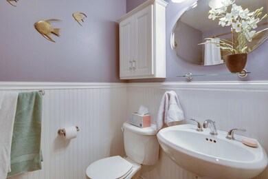 12-web-or-mls-57057 Abbot House Lane-12