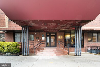 Park Princess/Logan Park unit 515, Washington, DC 20005 - photo 2
