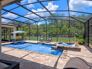 Saltwater pool & spa Heated by propane