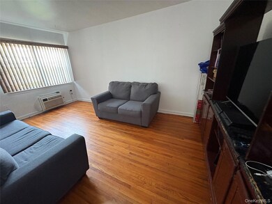 3485 Mickle Ave, Bronx, NY 10469 - photo 5