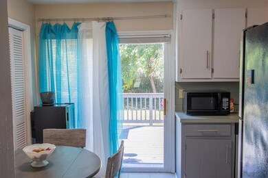 1806 Monroe St, Waynesboro, VA 22980 - photo 6