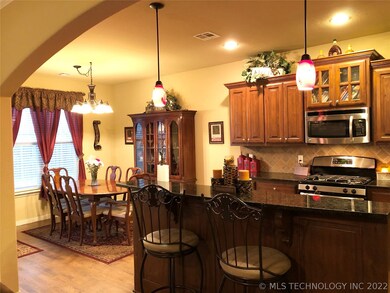 8101 S Hemlock Ave, Broken Arrow, OK 74011 - photo 7