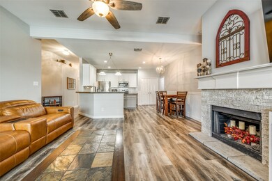 1719 Falcon Dr, Corinth, TX 76210 - photo 7