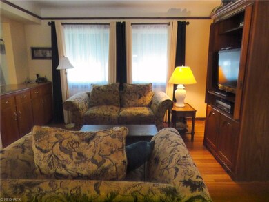 Living Room - Hardwood Floor