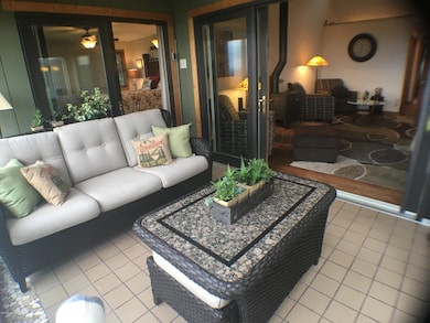 248 Journey Dr, Effort, PA 18330 - photo 5