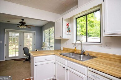 812 Steeple Chase Dr, Lawrenceville, GA 30044 - photo 6