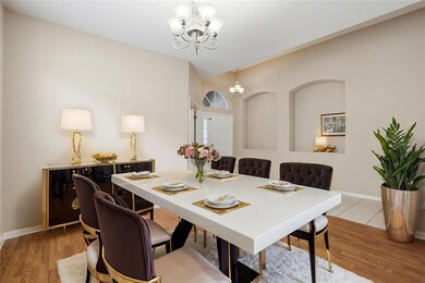 10209 Tapestry Key Ct, Riverview, FL 33578 - photo 5