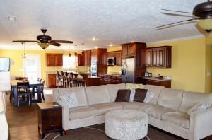 Int- living room 1(3)
