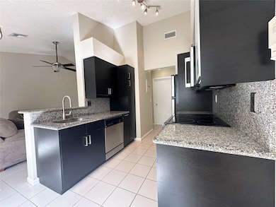 9202 NW 9th Ct unit A2R, Plantation, FL 33324 - photo 3