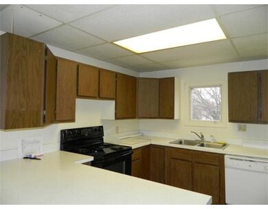 279 Broadway unit 6, Lawrence, MA 01841 - photo 6