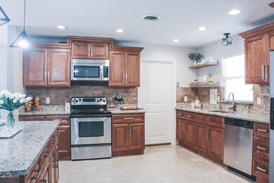 1302 S Stetson Dr, Cocoa, FL 32922 - photo 6