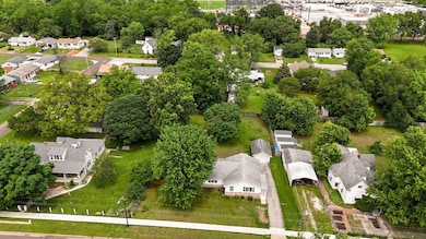 2021 W Olive St-2