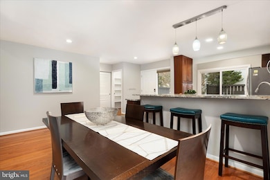 11608 Newbridge Ct, Reston, VA 20191 - photo 5