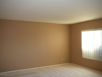 Livint Room