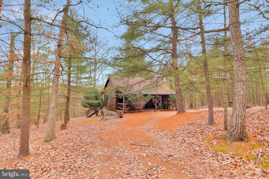 562 Deer Lick Ln, Warfordsburg, PA 17267 - photo 2