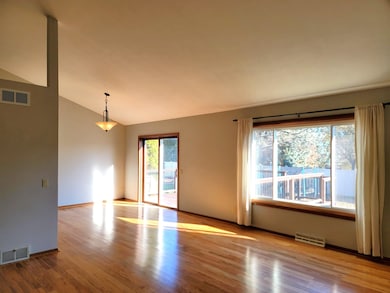 1823 Wallinford Dr, Sun Prairie, WI 53590 - photo 6