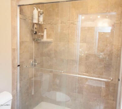 37 Carmalt St unit B, Cocoa, FL 32922 - photo 3