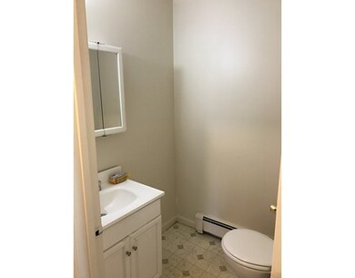 22 Emmons St unit 3, Franklin, MA 02038 - photo 2