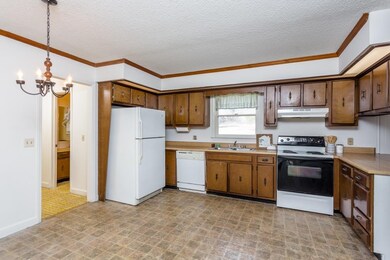80 Middlebrook St, Harrisonburg, VA 22801 - photo 3