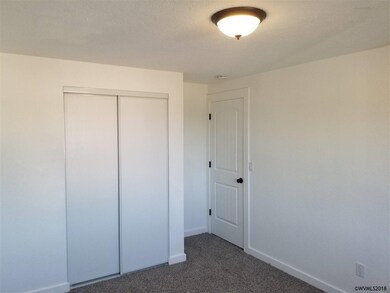 6075 Cord Ln SE, Salem, OR 97306 - photo 6