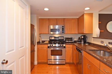 1201 N Garfield St unit 802, Arlington, VA 22201 - photo 2