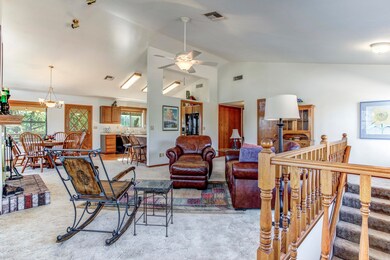 Living Room (3)