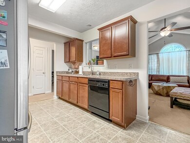 234 5th St, Colonial Beach, VA 22443 - photo 6