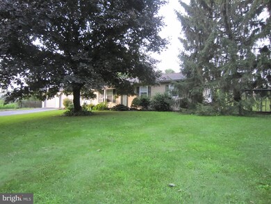 1259 Katterman Rd, Womelsdorf, PA 19567 - photo 5