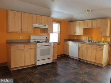 221 W High St, Clayton, NJ 08312 - photo 2