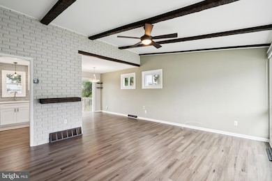 81 W Woodcrest Ave, Maple Shade, NJ 08052 - photo 3