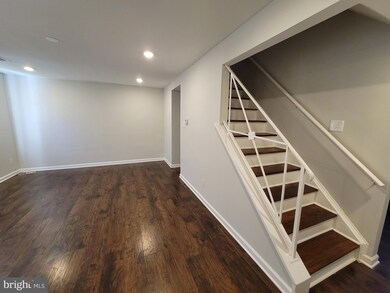 6526 Columbia Terrace, Hyattsville, MD 20785 - photo 4