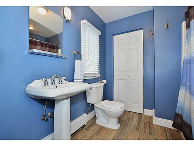 Full Bath.