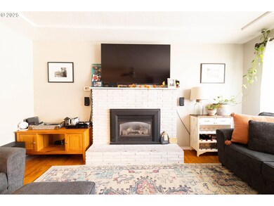 909 14th St, La Grande, OR 97850 - photo 4