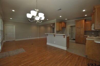 5827 5827 Cross Creek Cir, Tyler, TX 75703 - photo 7