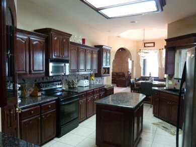 2101 La Condesa, Edinburg, TX 78539 - photo 5