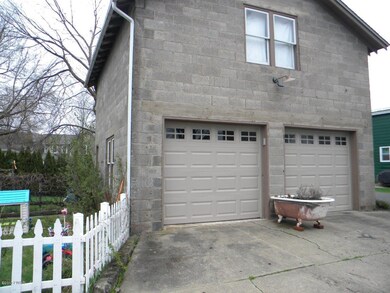 302 River St, Hawley, PA 18428 - photo 2