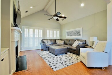Cathedral ceiling and plantation shutters in Great