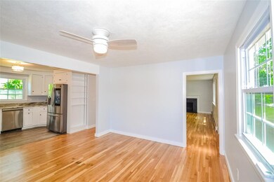 25 Post Rd, North Hampton, NH 03862 - photo 4