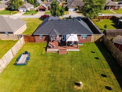 708 Herron St, Prairie Grove, AR 72753 - photo 2