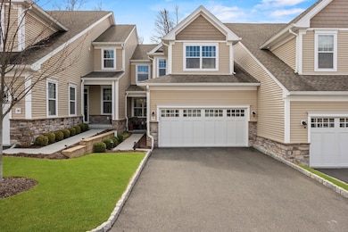 Welcome to 38 Winding Ridge Way at The Ridge. (smo