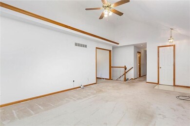 713 Canter St, Raymore, MO 64083 - photo 4