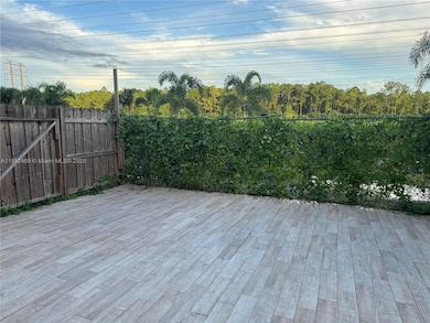 15421 SW 133rd Place unit 911, Miami, FL 33177 - photo 3