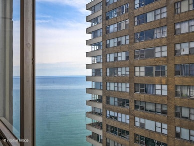 Granville Beach Condominiums unit 1610, Chicago, IL 60660 - photo 2